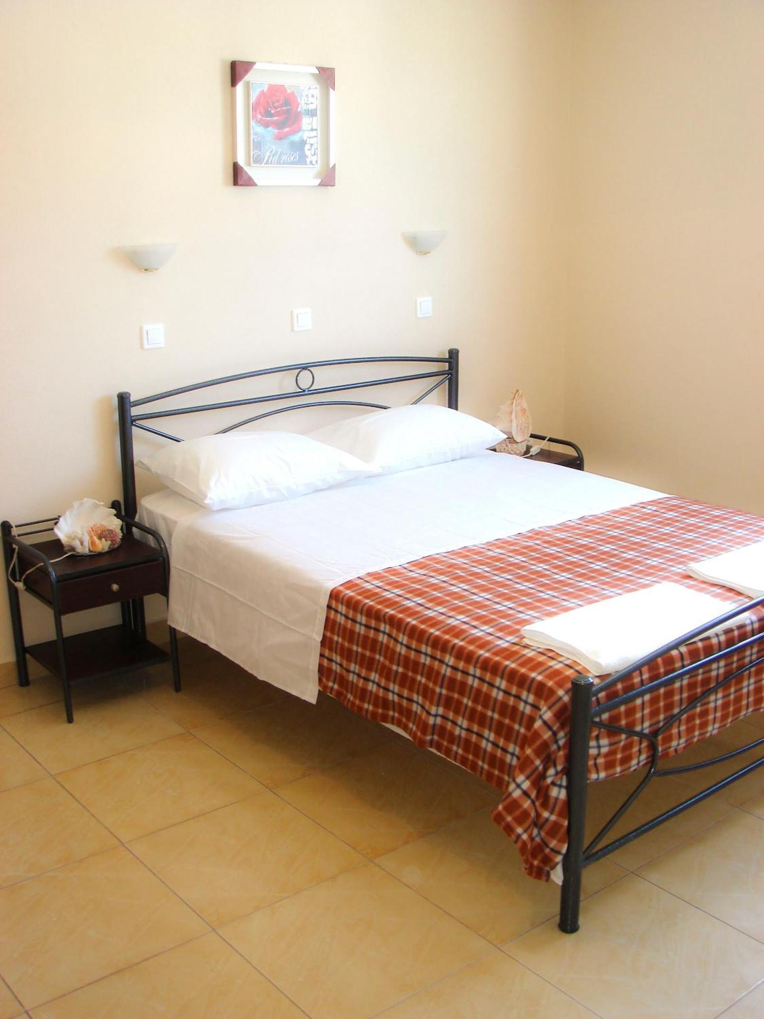 Diafánion Dorana Apartments & Trekking Hotel المظهر الخارجي الصورة