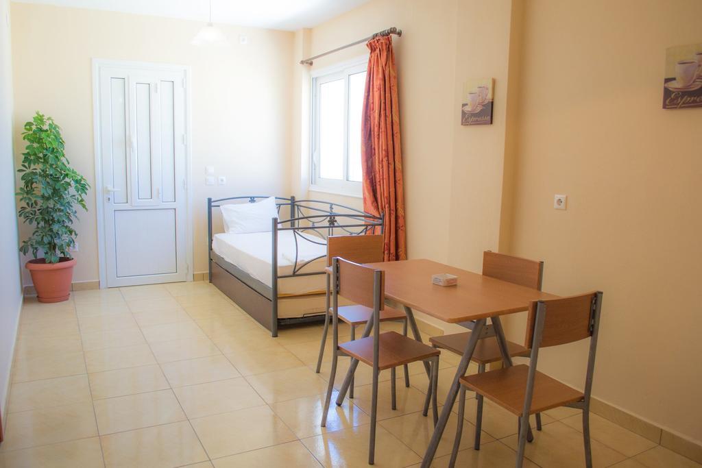 Diafánion Dorana Apartments & Trekking Hotel المظهر الخارجي الصورة
